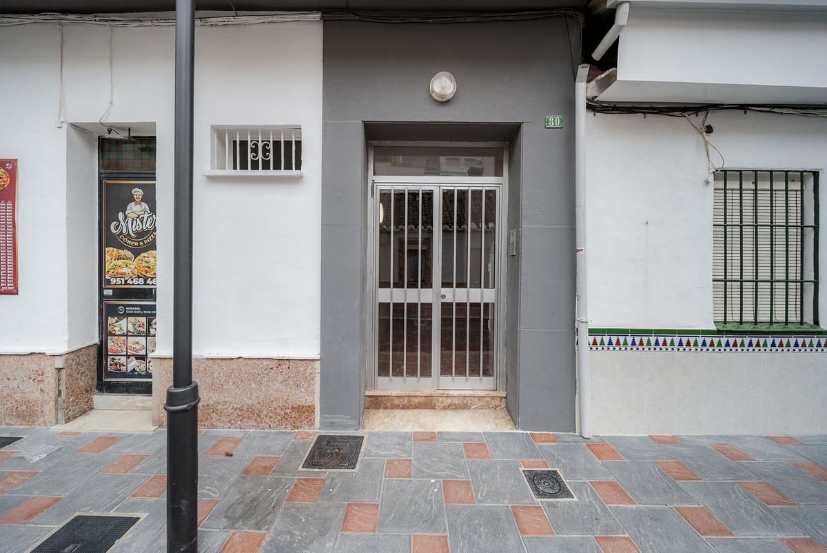 1 soverom Leilighet til salgs i Fuengirola - € 220 000 (Ref: 9080814)