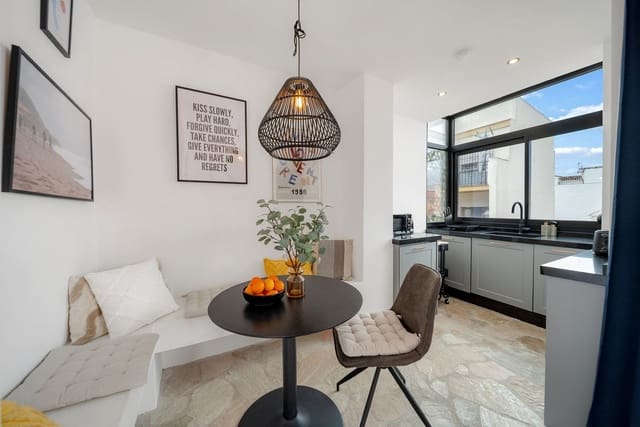 1 soverom Leilighet til salgs i Centro ciudad, Fuengirola - € 220 000 (Ref: 9080814)