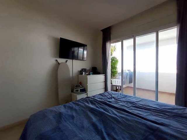 Apartamento de 2 habitaciones en Ojen en venta con garaje - 219.500 € (Ref: 9080816)