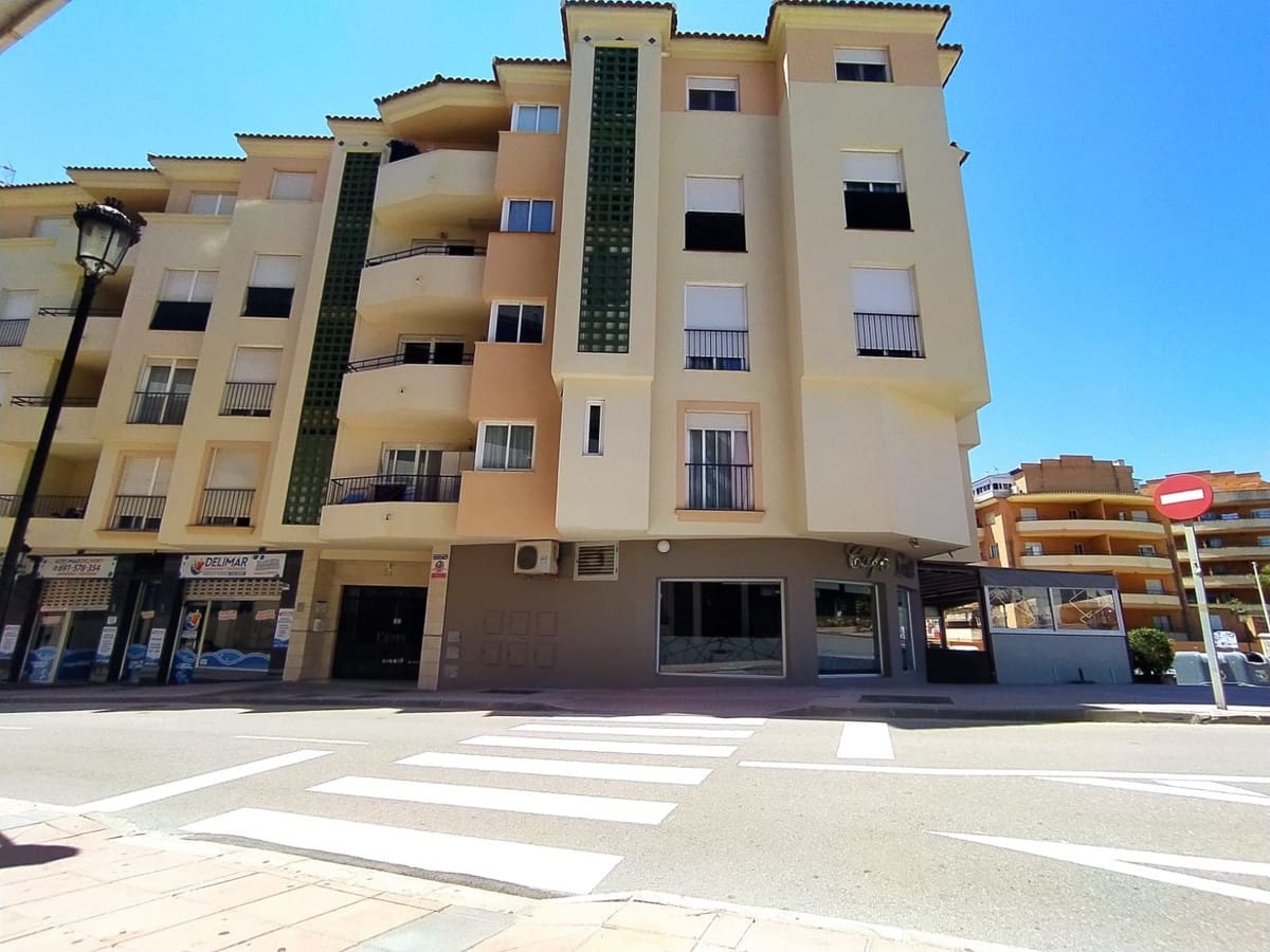 2 quarto Apartamento para venda em San Luis de Sabinillas - 218 000 € (Ref: 9080817)