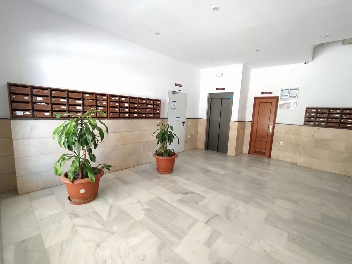 2 quarto Apartamento para venda em San Luis de Sabinillas - 218 000 € (Ref: 9080817)