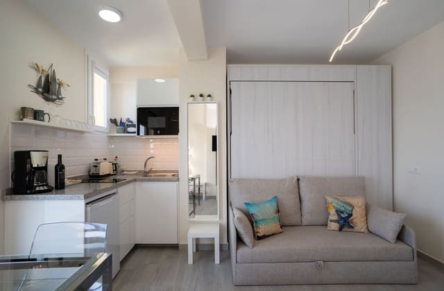 1 chambre Appartement à vendre à Calahonda, Mijas - 215 000 € (Ref: 9080818)