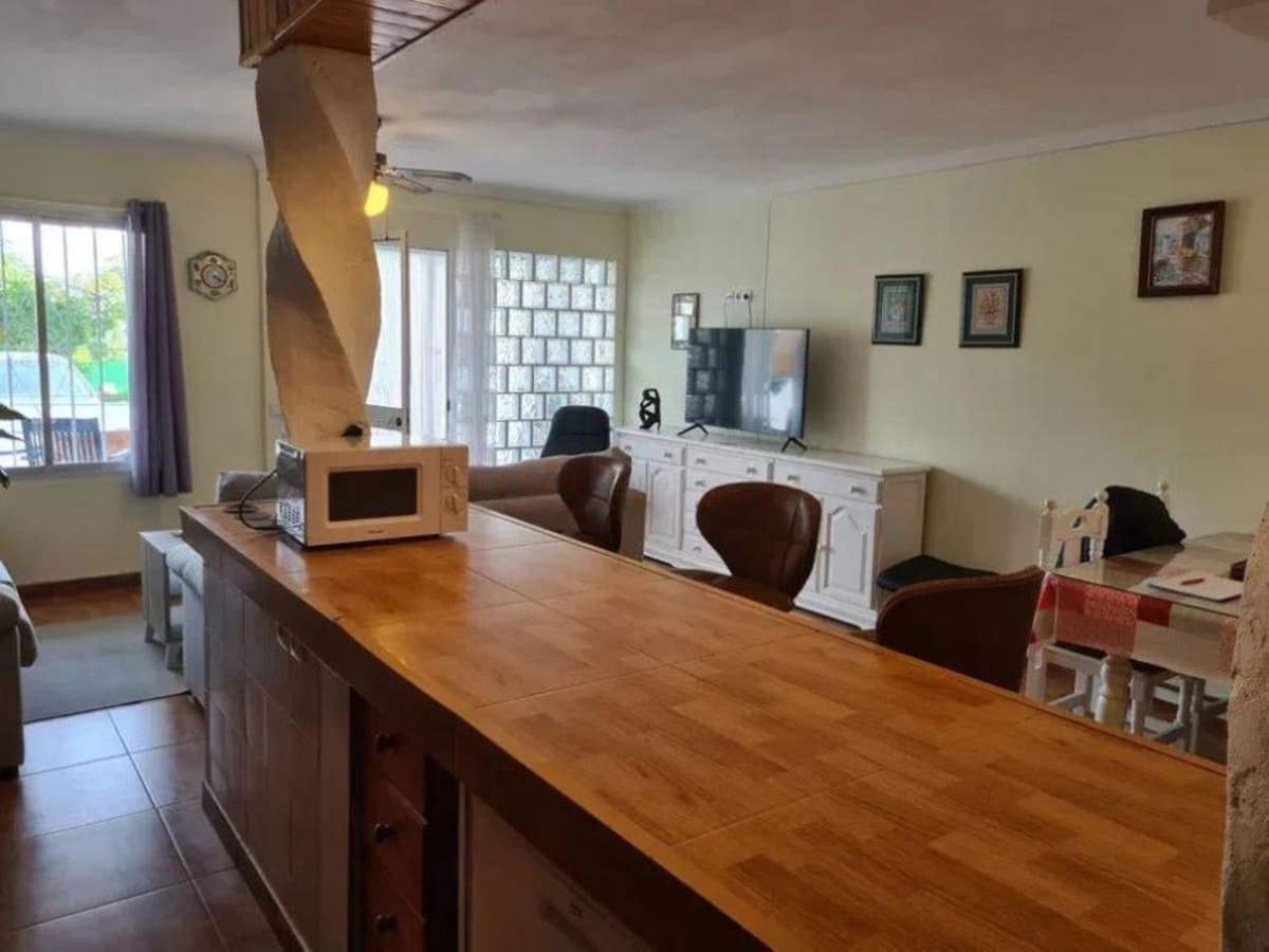 2 Zimmer Apartment zu verkaufen in Manilva - 215.000 € (Ref: 9080820)