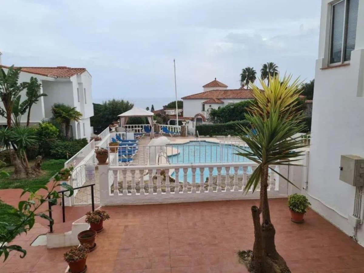 2 Zimmer Apartment zu verkaufen in Manilva - 215.000 € (Ref: 9080820)