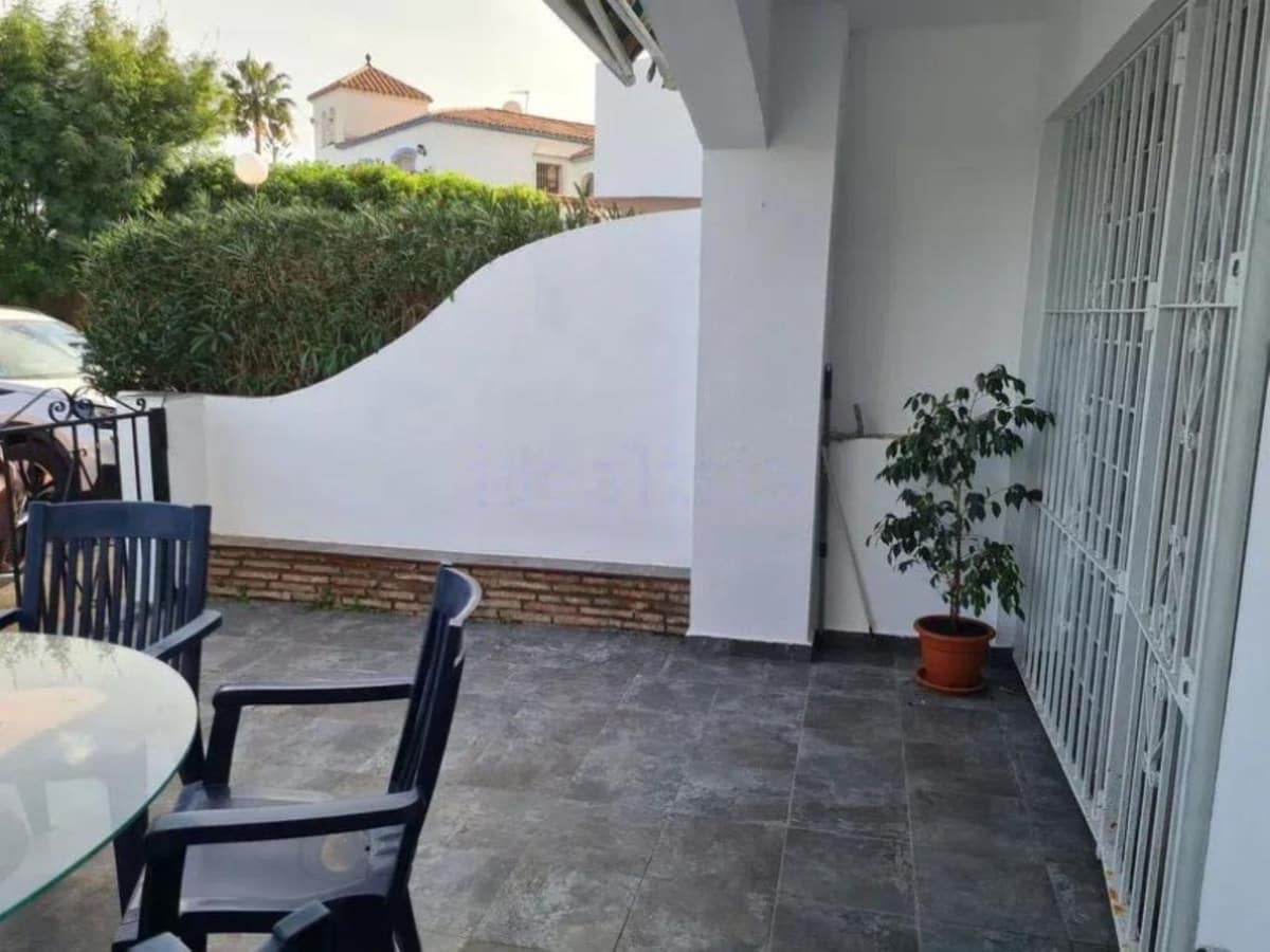 2 Zimmer Apartment zu verkaufen in Manilva - 215.000 € (Ref: 9080820)