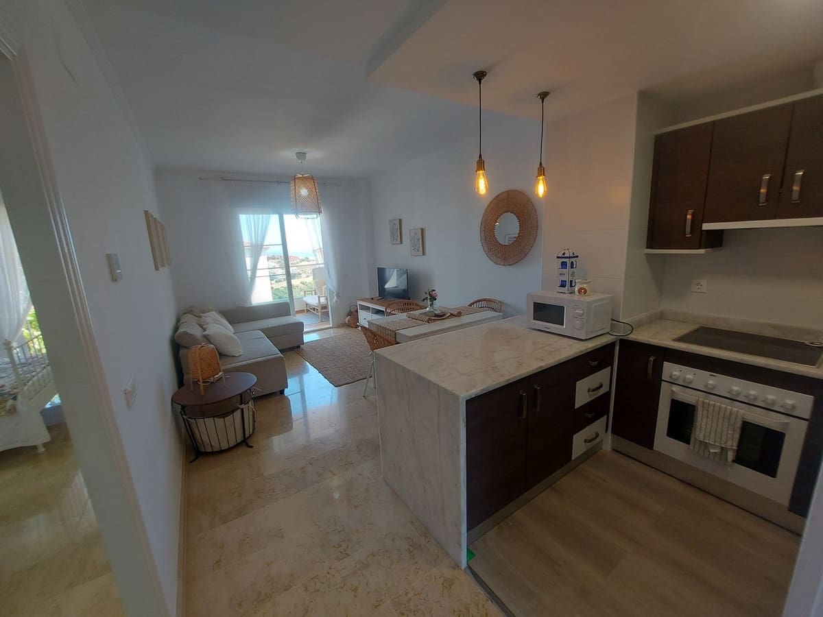 2 soveværelse Lejlighed til salg i Manilva - € 215.000 (Ref: 9080821)