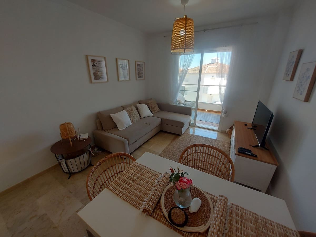 2 soveværelse Lejlighed til salg i Manilva - € 215.000 (Ref: 9080821)