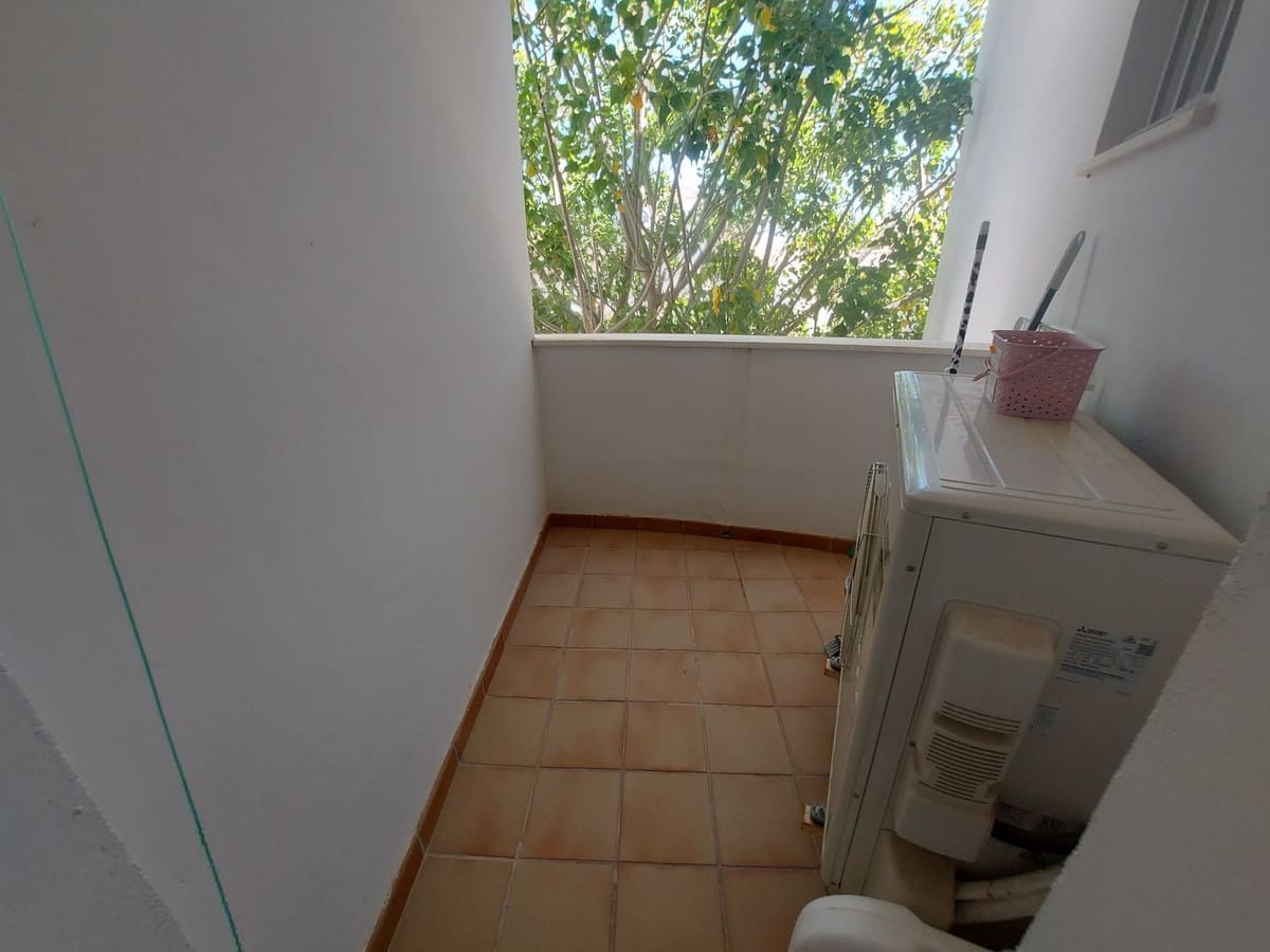 2 soveværelse Lejlighed til salg i Manilva - € 215.000 (Ref: 9080821)