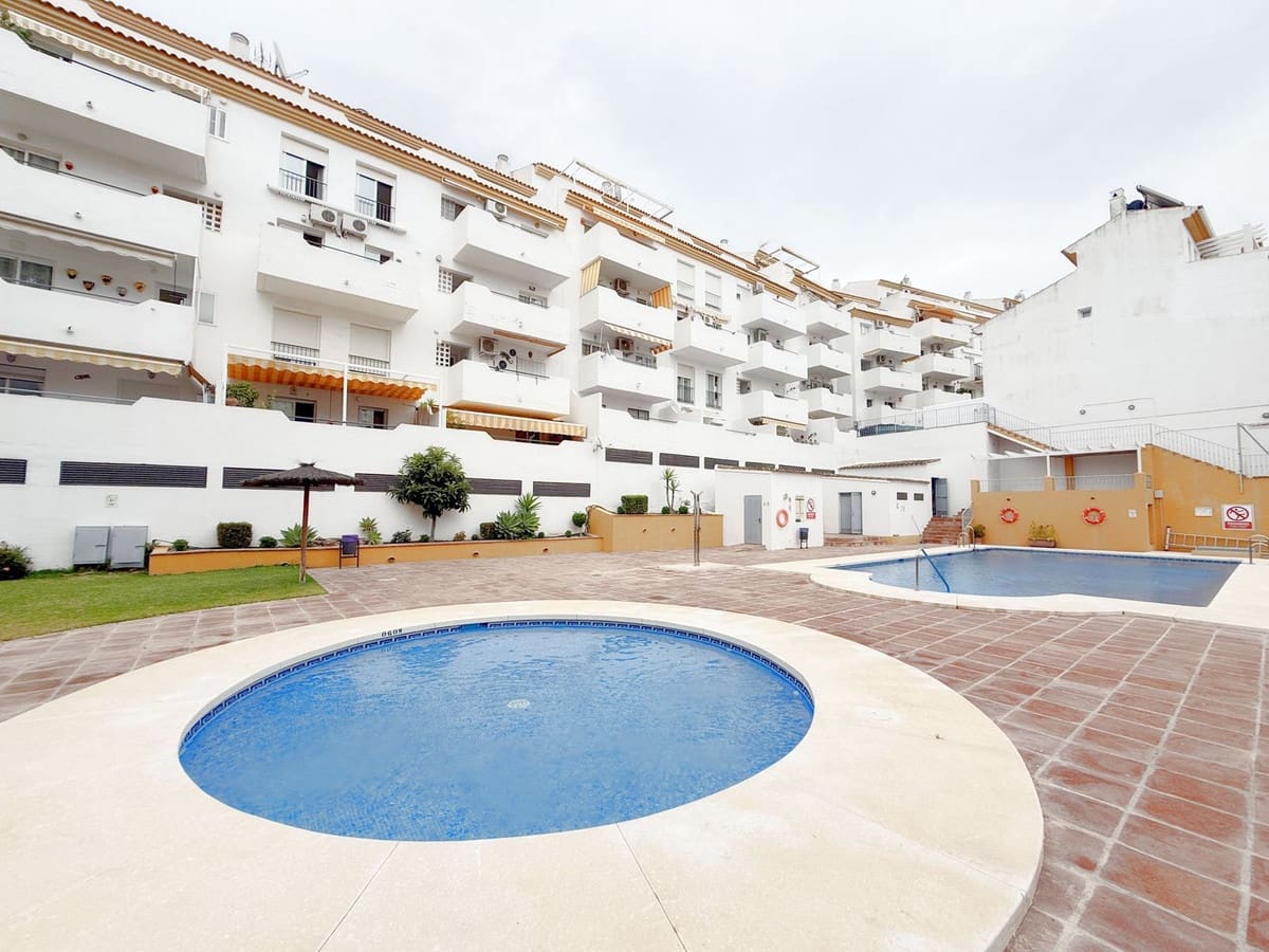 2 sypialnia Apartament na sprzedaż w Manilva - 210 000 € (Ref: 9080826)