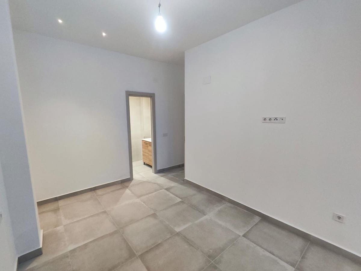 1 soverom Leilighet til salgs i Malaga by - € 205 000 (Ref: 9080829)