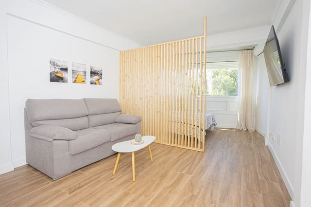 1 sypialnia Apartament na sprzedaż w Nueva Andalucia, Marbella - 199 000 € (Ref: 9080830)