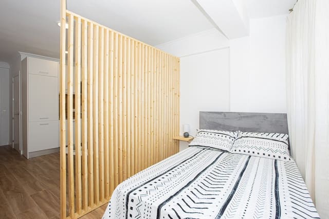 1 sypialnia Apartament na sprzedaż w Nueva Andalucia, Marbella - 199 000 € (Ref: 9080830)