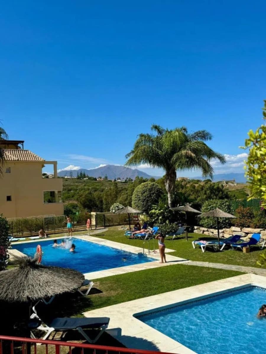 2 soveværelse Lejlighed til salg i Manilva med garage - € 190.000 (Ref: 9080833)