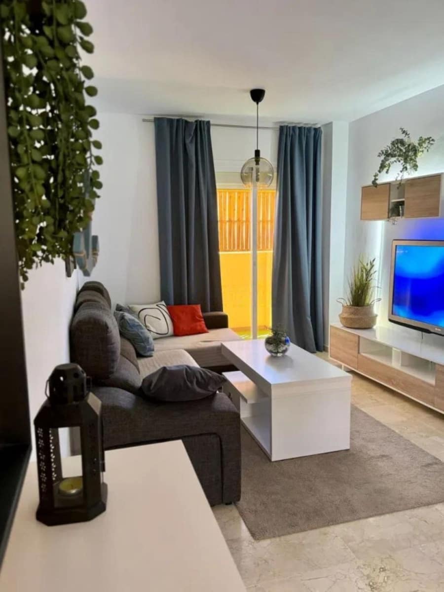 2 soveværelse Lejlighed til salg i Manilva med garage - € 190.000 (Ref: 9080833)