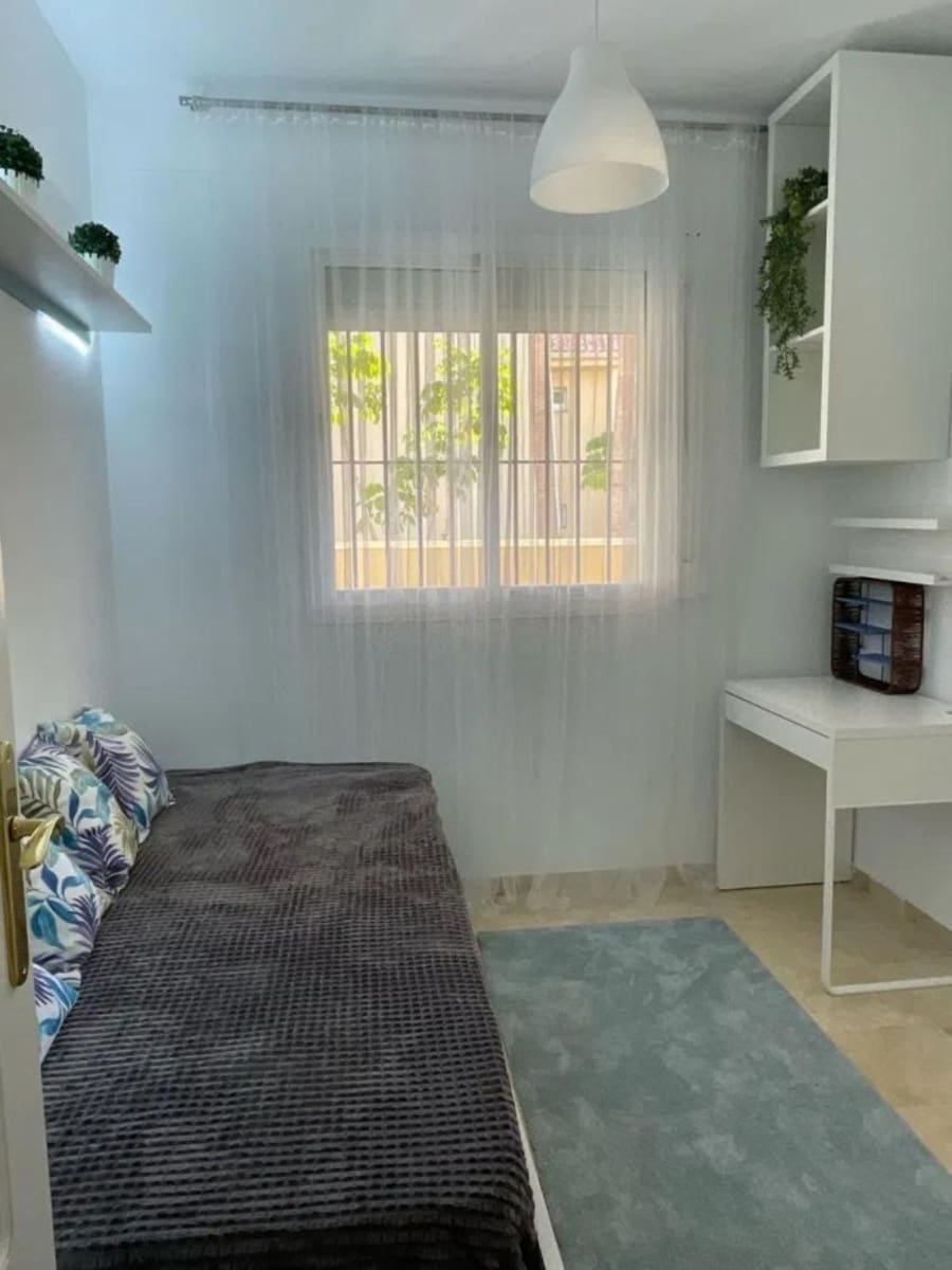 2 soveværelse Lejlighed til salg i Manilva med garage - € 190.000 (Ref: 9080833)