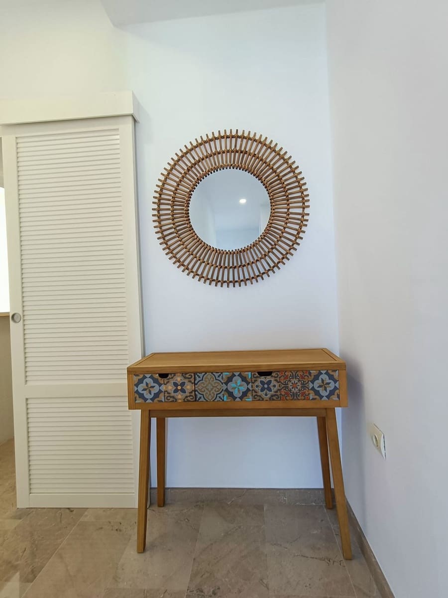 1 makuuhuone Huoneisto myytävänä paikassa Manilva - 189 000 € (Ref: 9080835)