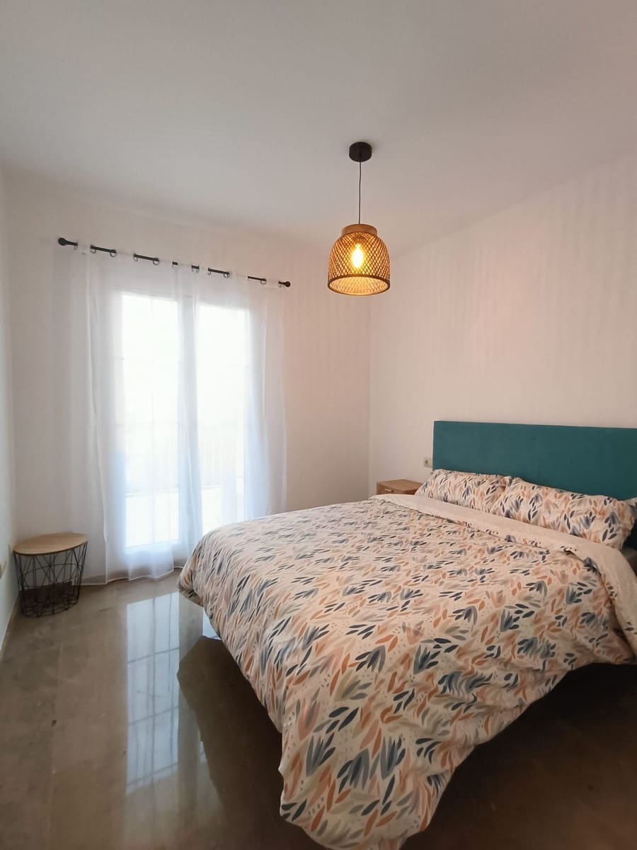 1 makuuhuone Huoneisto myytävänä paikassa Manilva - 189 000 € (Ref: 9080835)