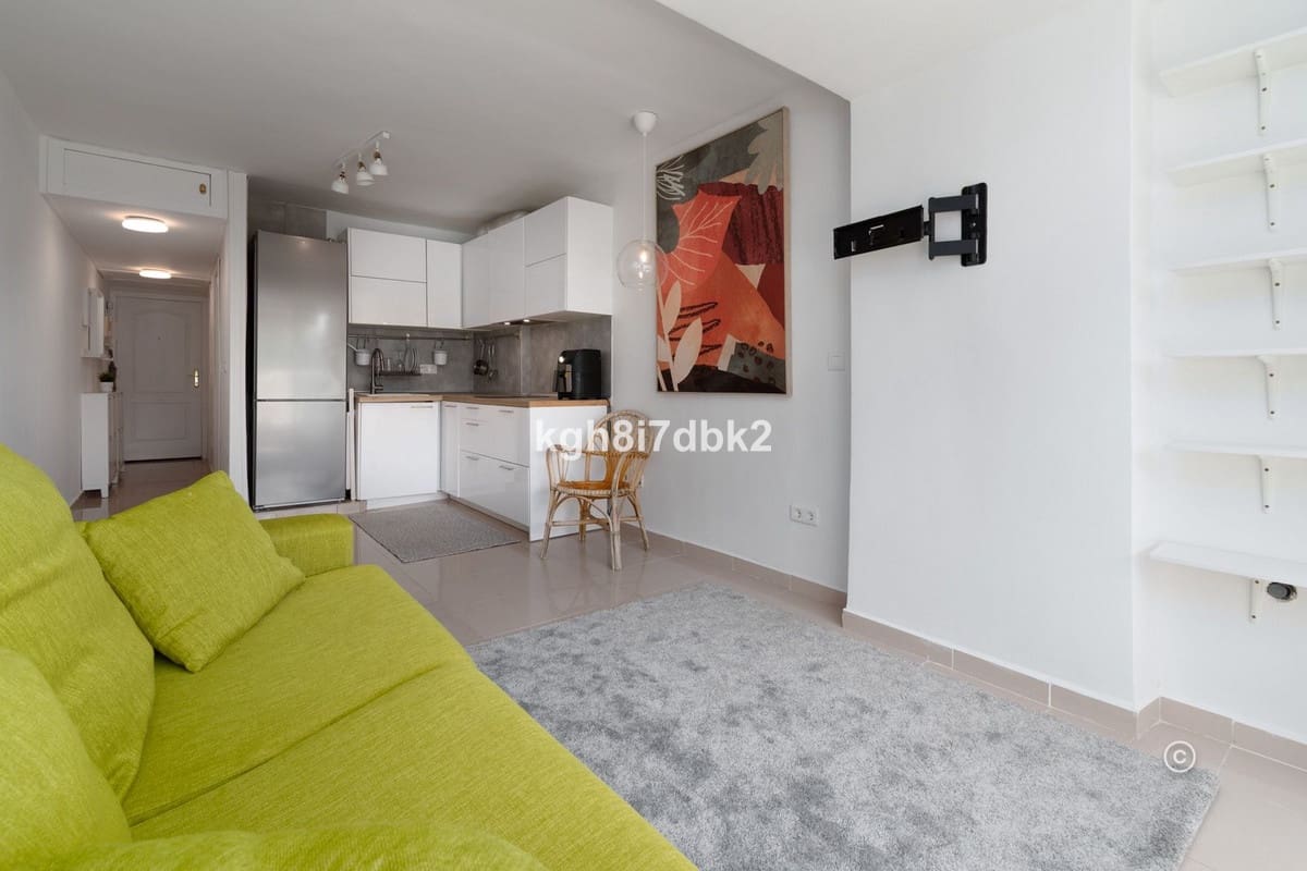 1 sypialnia Apartament na sprzedaż w Benalmadena - 185 000 € (Ref: 9080838)