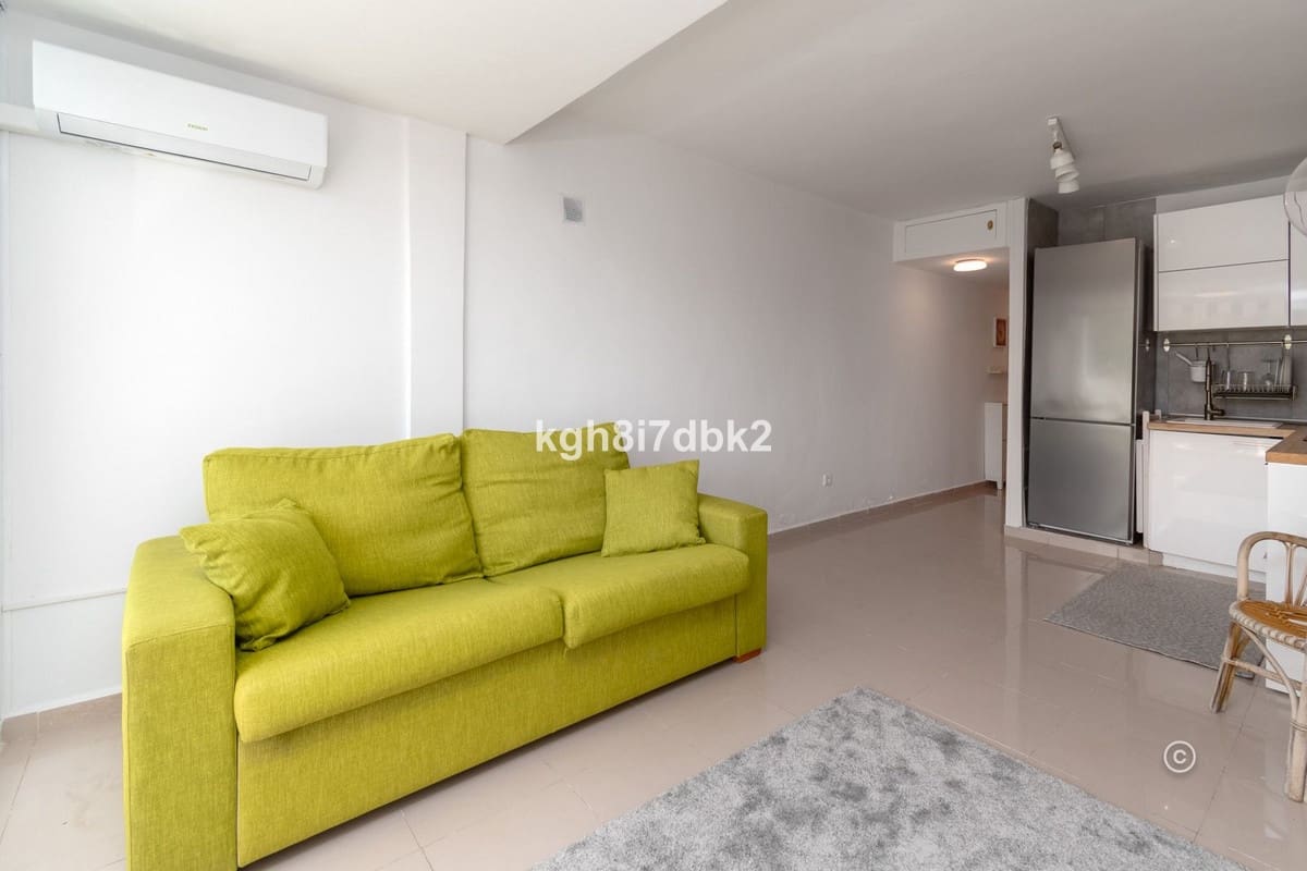 1 sypialnia Apartament na sprzedaż w Benalmadena - 185 000 € (Ref: 9080838)