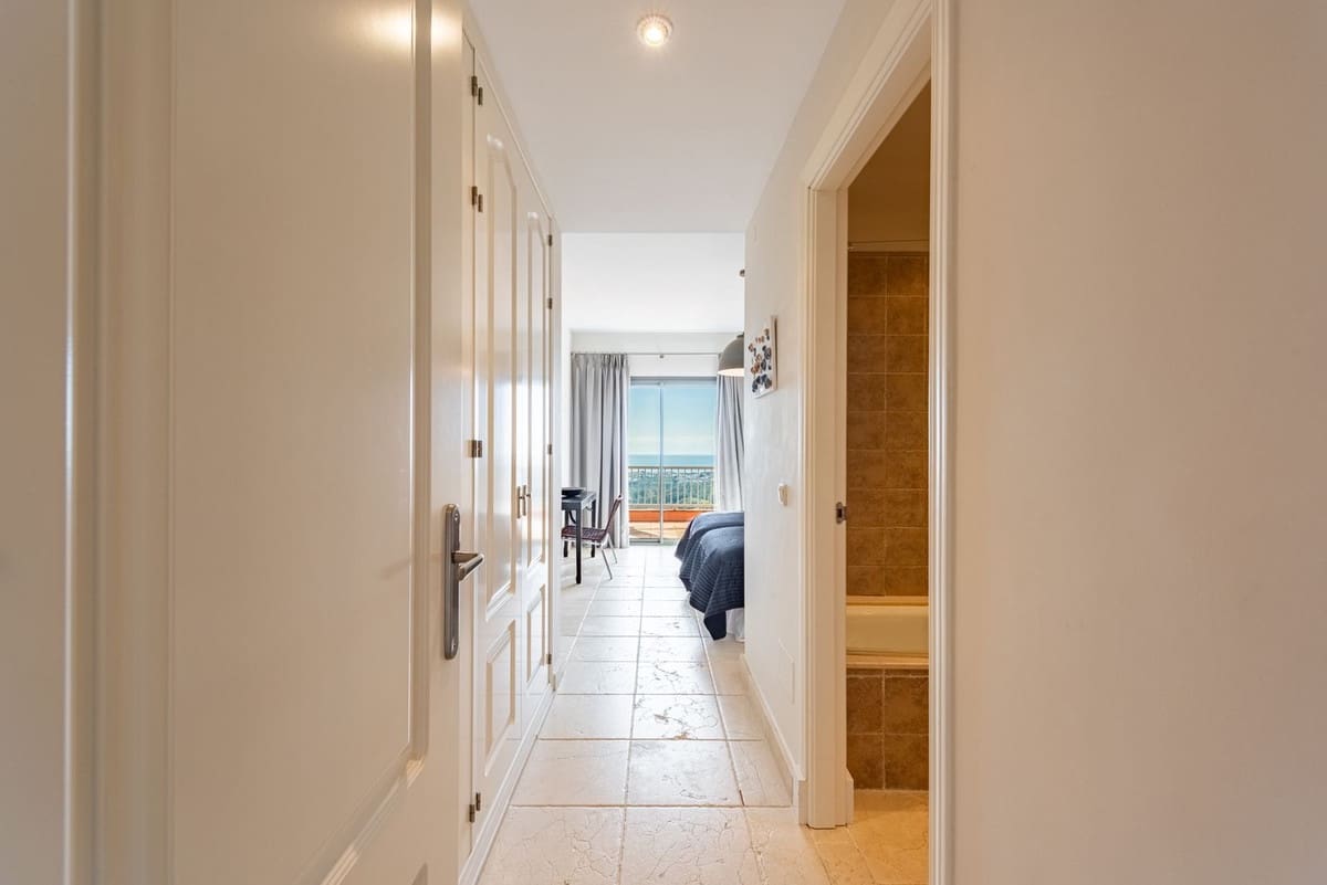 3 soveværelse Lejlighed til salg i Los Flamingos med garage - € 1.190.000 (Ref: 9080840)