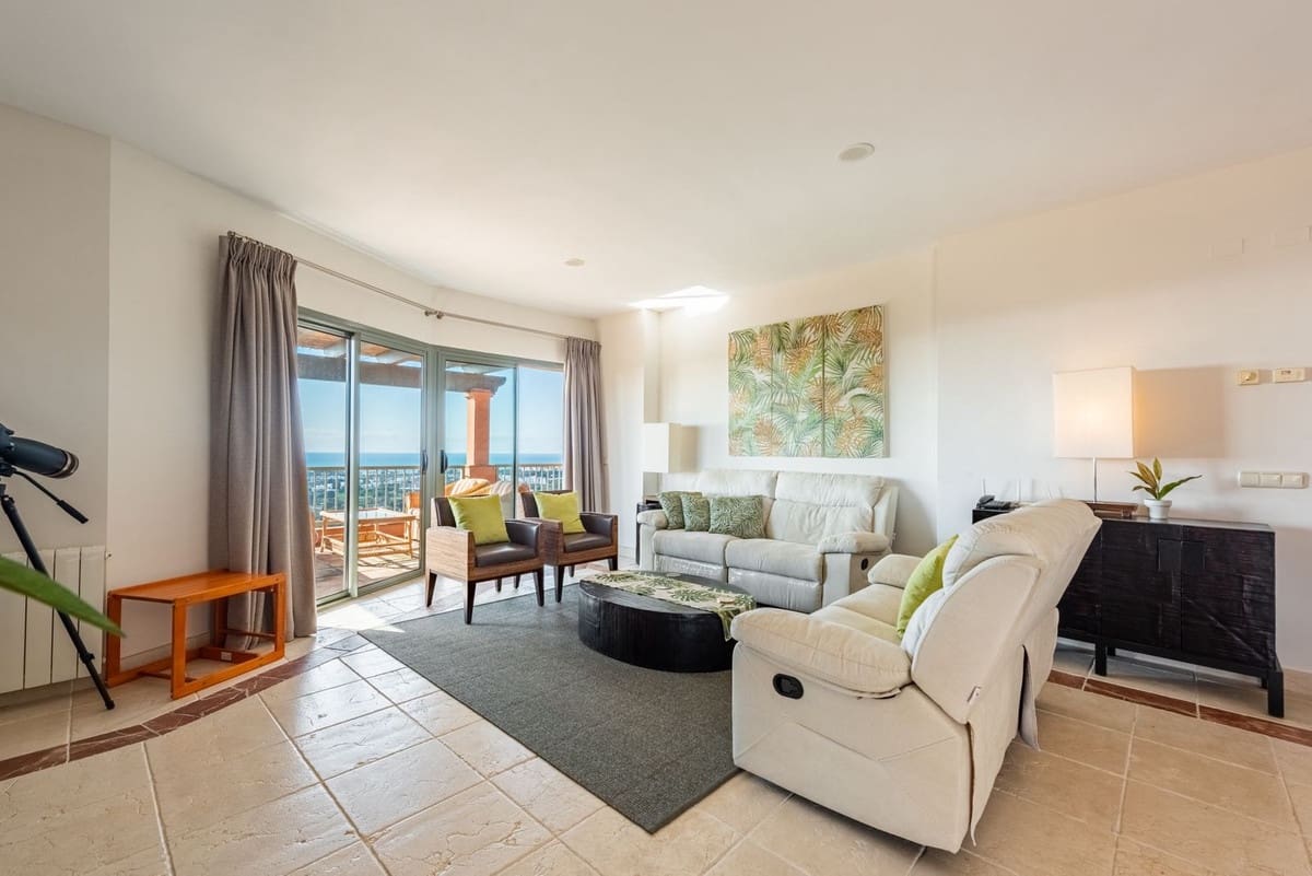 3 soveværelse Lejlighed til salg i Los Flamingos med garage - € 1.190.000 (Ref: 9080840)