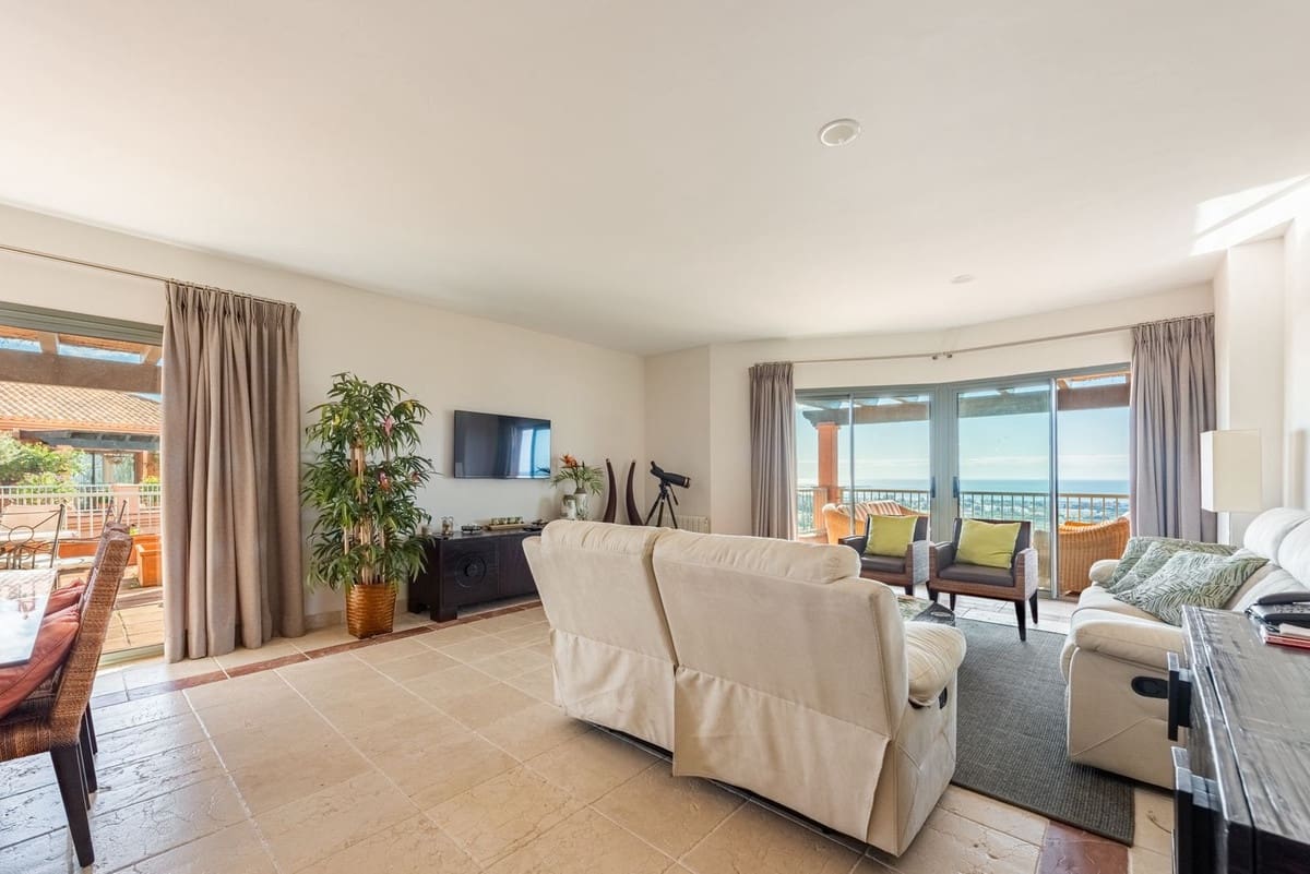 3 soveværelse Lejlighed til salg i Los Flamingos med garage - € 1.190.000 (Ref: 9080840)