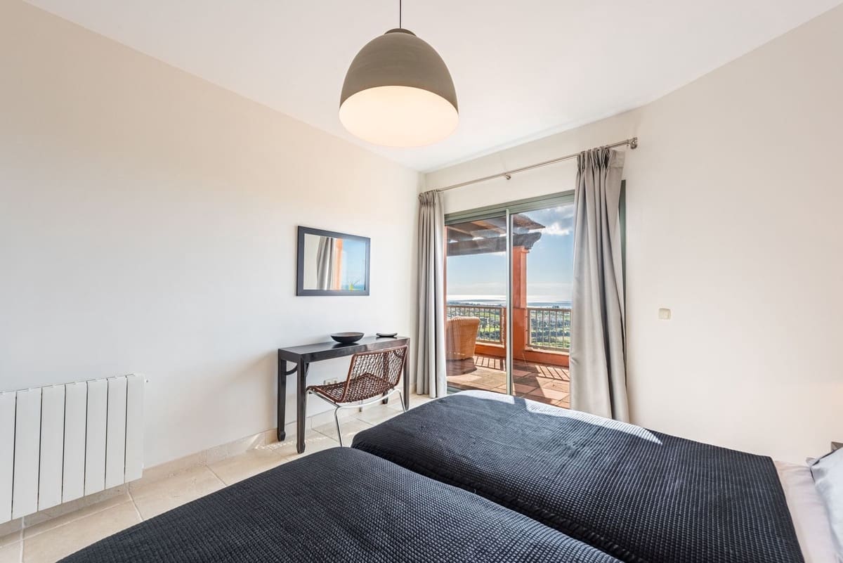 3 soveværelse Lejlighed til salg i Los Flamingos med garage - € 1.190.000 (Ref: 9080840)