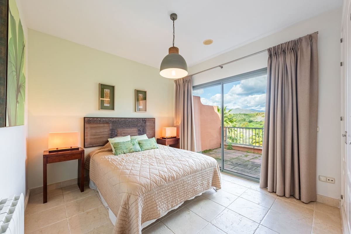 3 soveværelse Lejlighed til salg i Los Flamingos med garage - € 1.190.000 (Ref: 9080840)