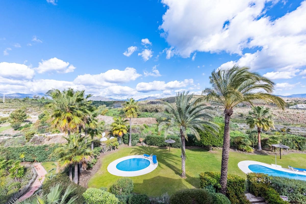 3 soveværelse Lejlighed til salg i Los Flamingos med garage - € 1.190.000 (Ref: 9080840)