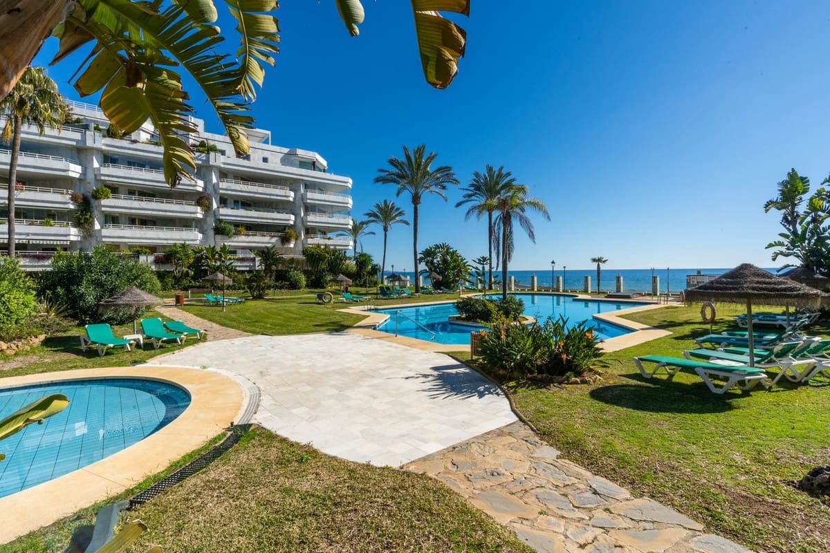 2 bedroom Apartment for sale in Golden Mile with garage - € 2,290,000 (Ref: 9080841)