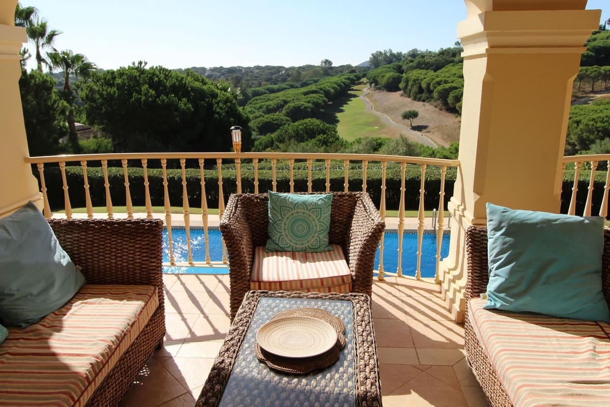 5 soverom Villa til salgs i Sotogrande med garasje - € 2 300 000 (Ref: 9080842)