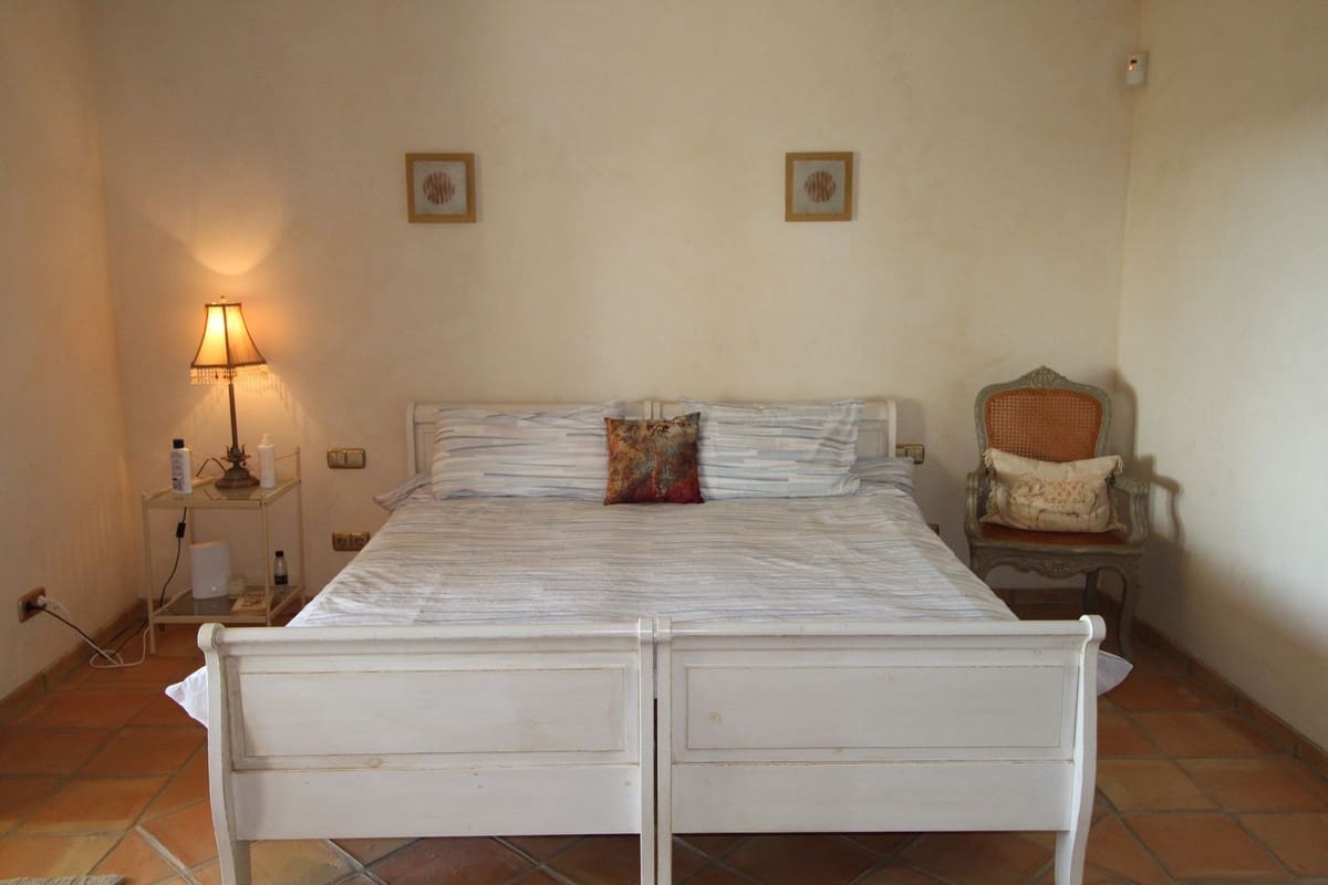 5 soverom Villa til salgs i Sotogrande med garasje - € 2 300 000 (Ref: 9080842)