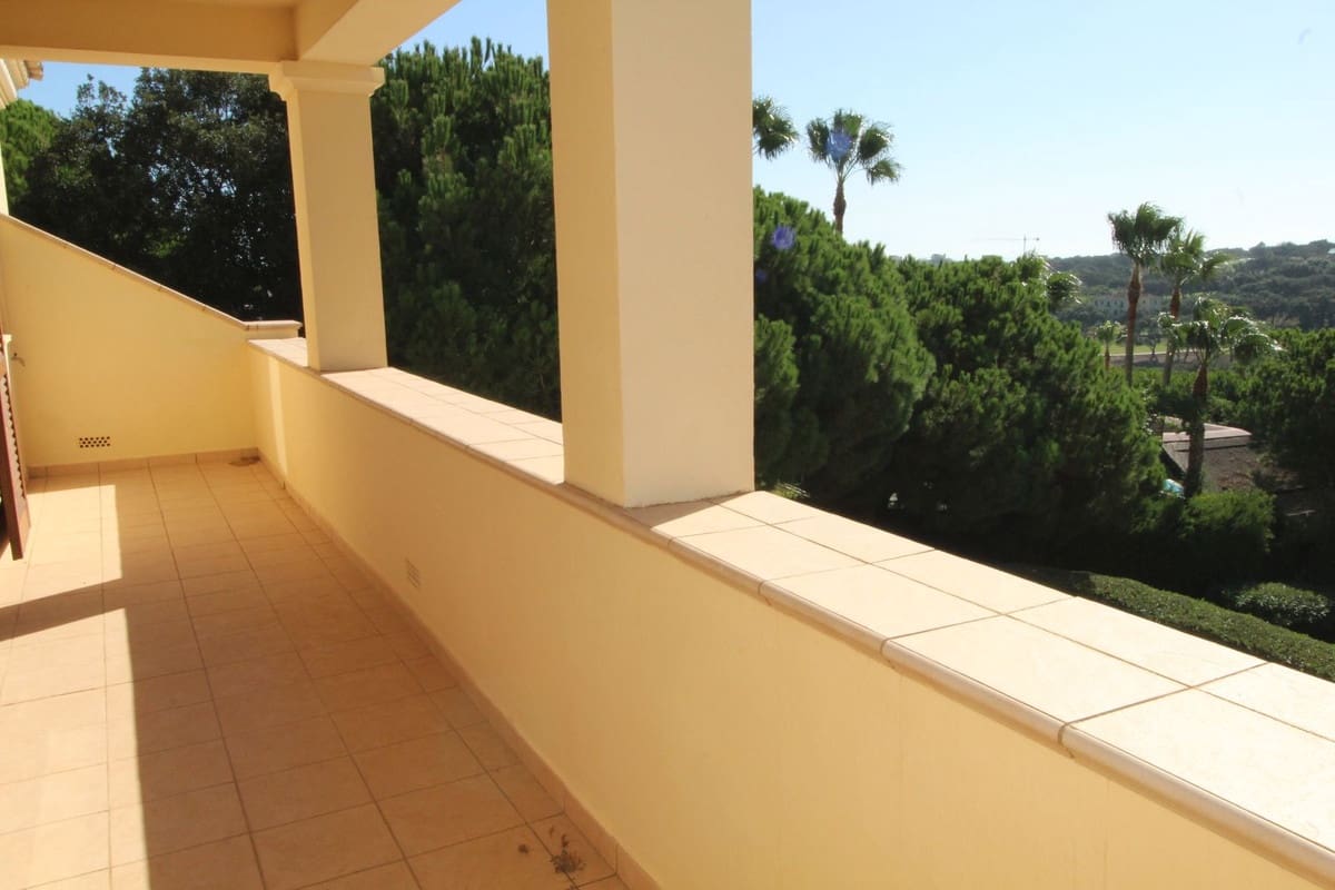 5 soverom Villa til salgs i Sotogrande med garasje - € 2 300 000 (Ref: 9080842)