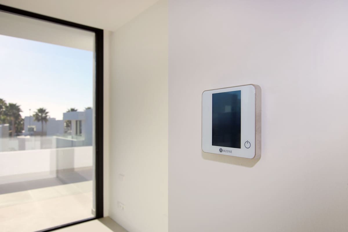 4 sypialnia Willa na sprzedaż w Rio Real - 2 300 000 € (Ref: 9080844)