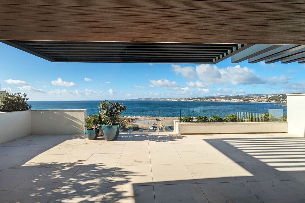 2 bedroom Apartment for sale in Estepona with garage - € 2,310,000 (Ref: 9080846)