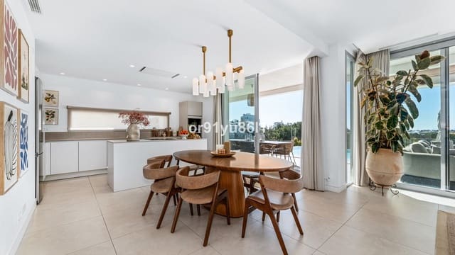 4 soverom Villa til salgs i Santa Clara, Marbella - € 2 390 000 (Ref: 9080847)