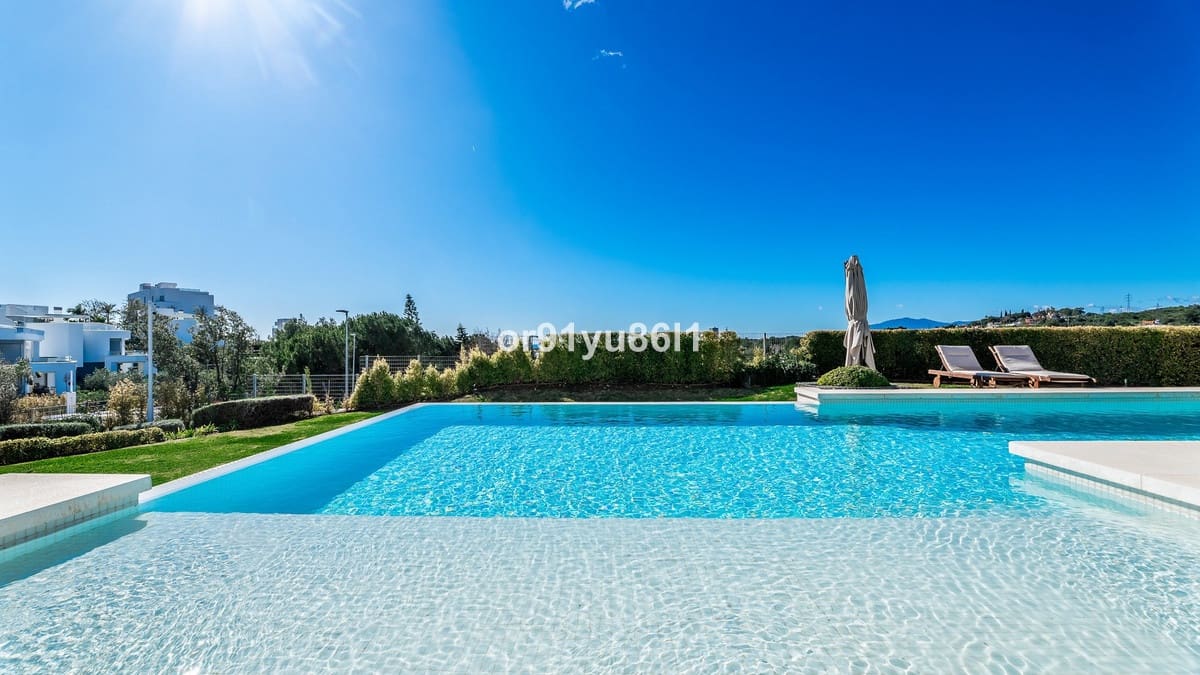 4 sypialnia Willa na sprzedaż w Marbella - 2 390 000 € (Ref: 9080847)