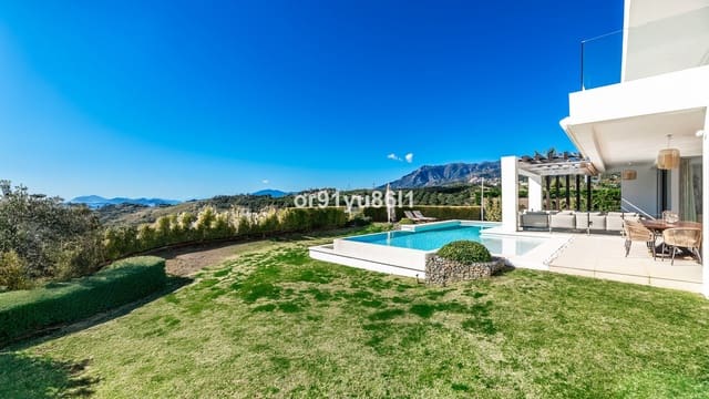 4 soverom Villa til salgs i Santa Clara, Marbella - € 2 390 000 (Ref: 9080847)