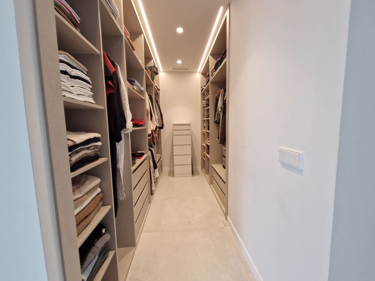 5 sypialnia Willa na sprzedaż w Benahavis z garażem - 2 395 000 € (Ref: 9080848)