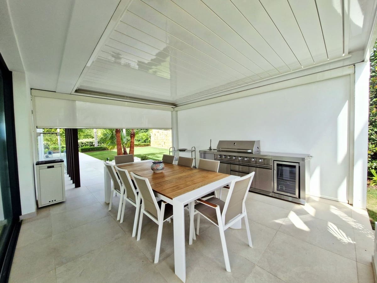 5 sypialnia Willa na sprzedaż w Benahavis z garażem - 2 395 000 € (Ref: 9080848)