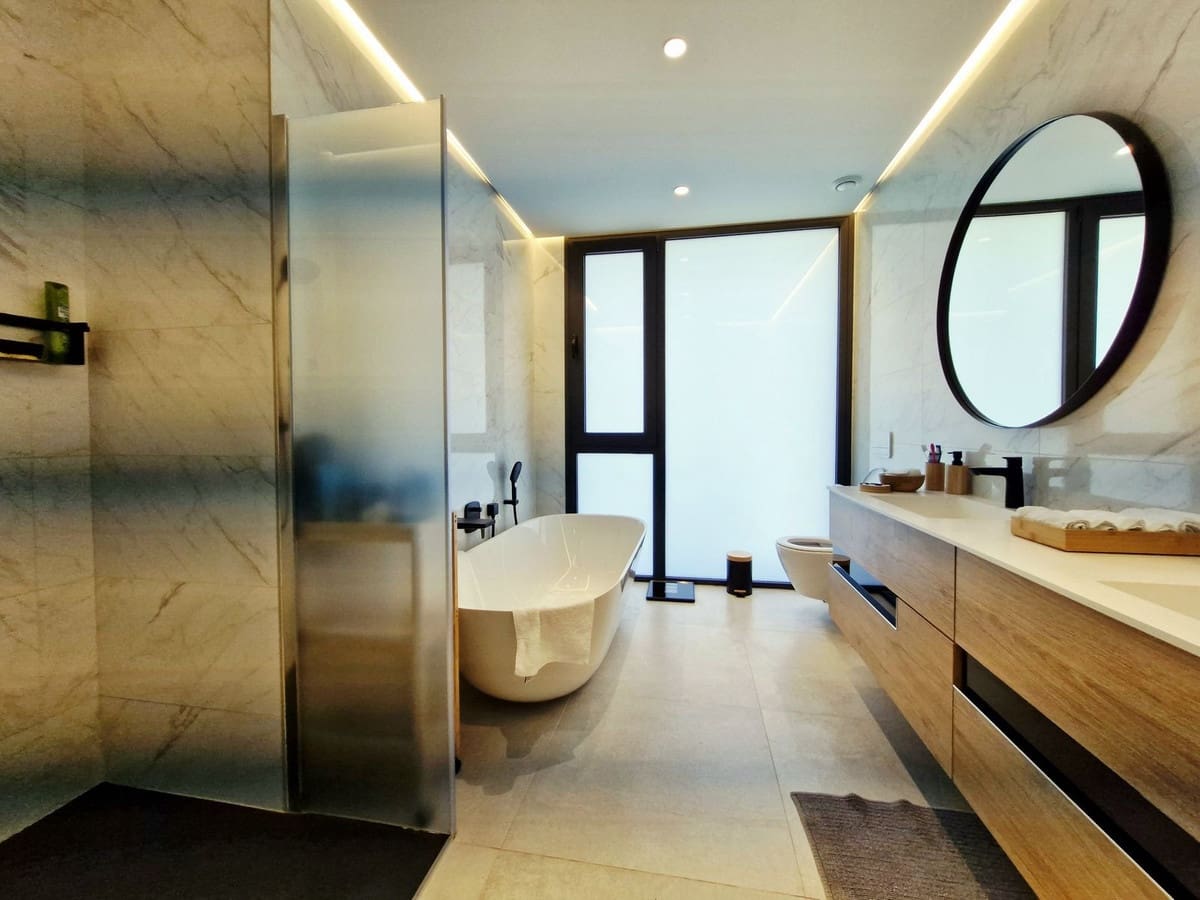 5 sypialnia Willa na sprzedaż w Benahavis z garażem - 2 395 000 € (Ref: 9080848)