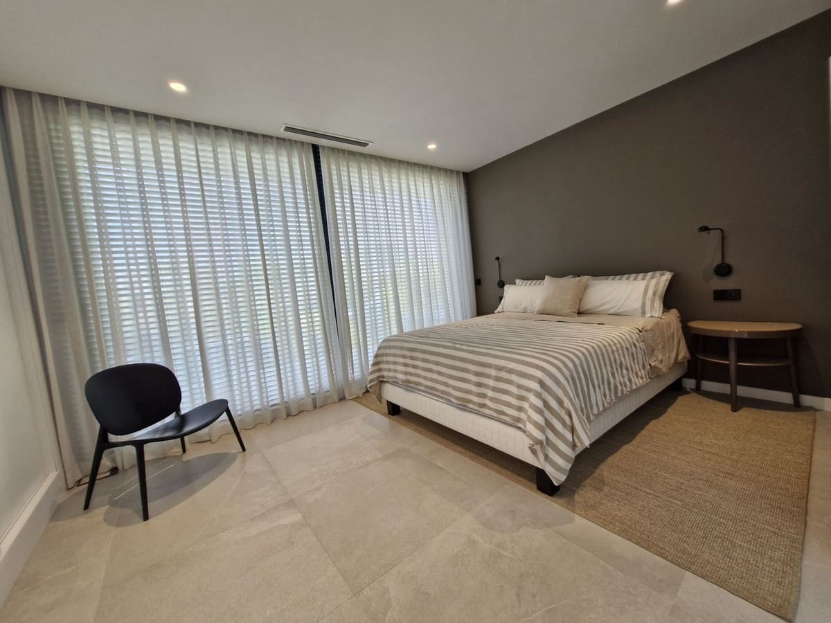 5 sypialnia Willa na sprzedaż w Benahavis z garażem - 2 395 000 € (Ref: 9080848)