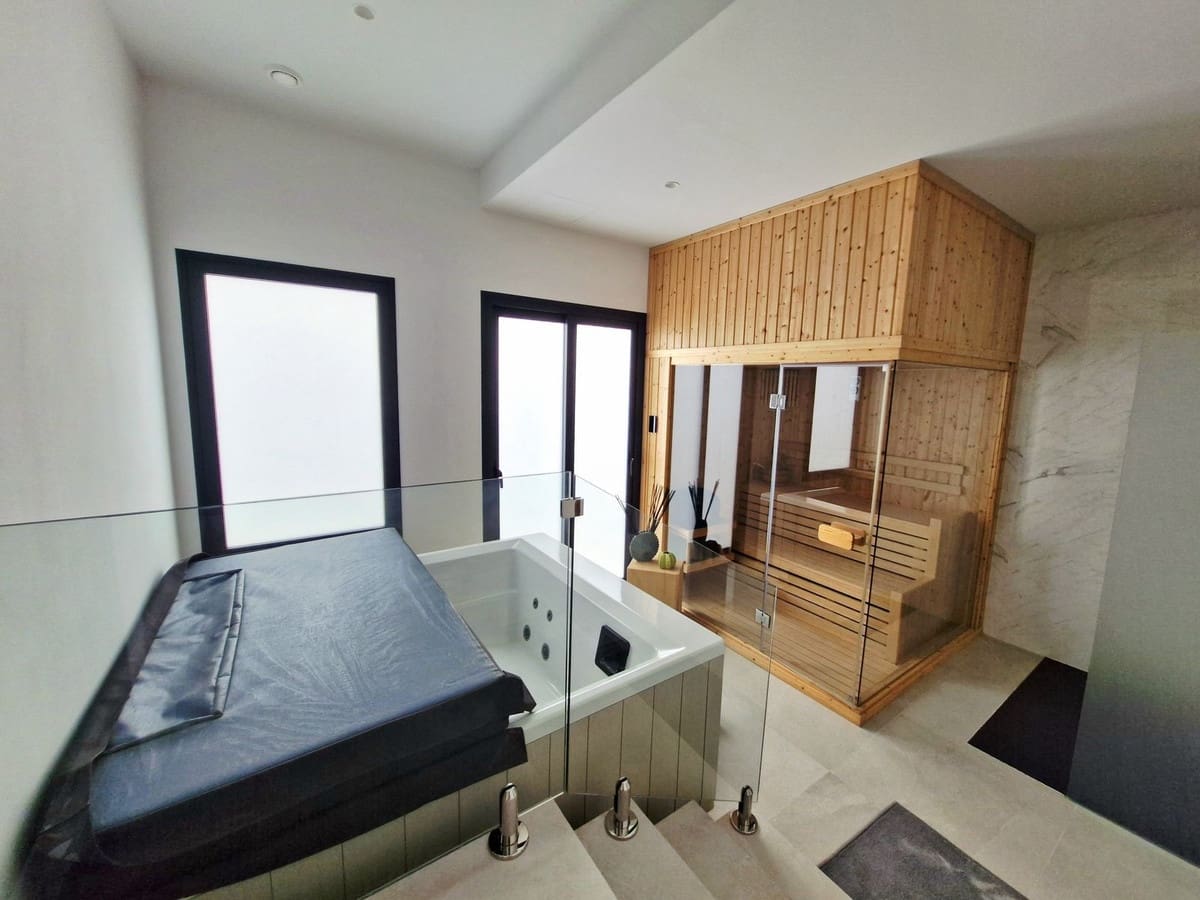 5 sypialnia Willa na sprzedaż w Benahavis z garażem - 2 395 000 € (Ref: 9080848)