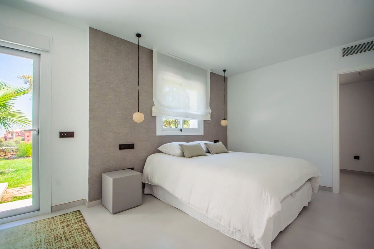 Chalet de 4 habitaciones en Marbella en venta - 2.400.000 € (Ref: 9080849)