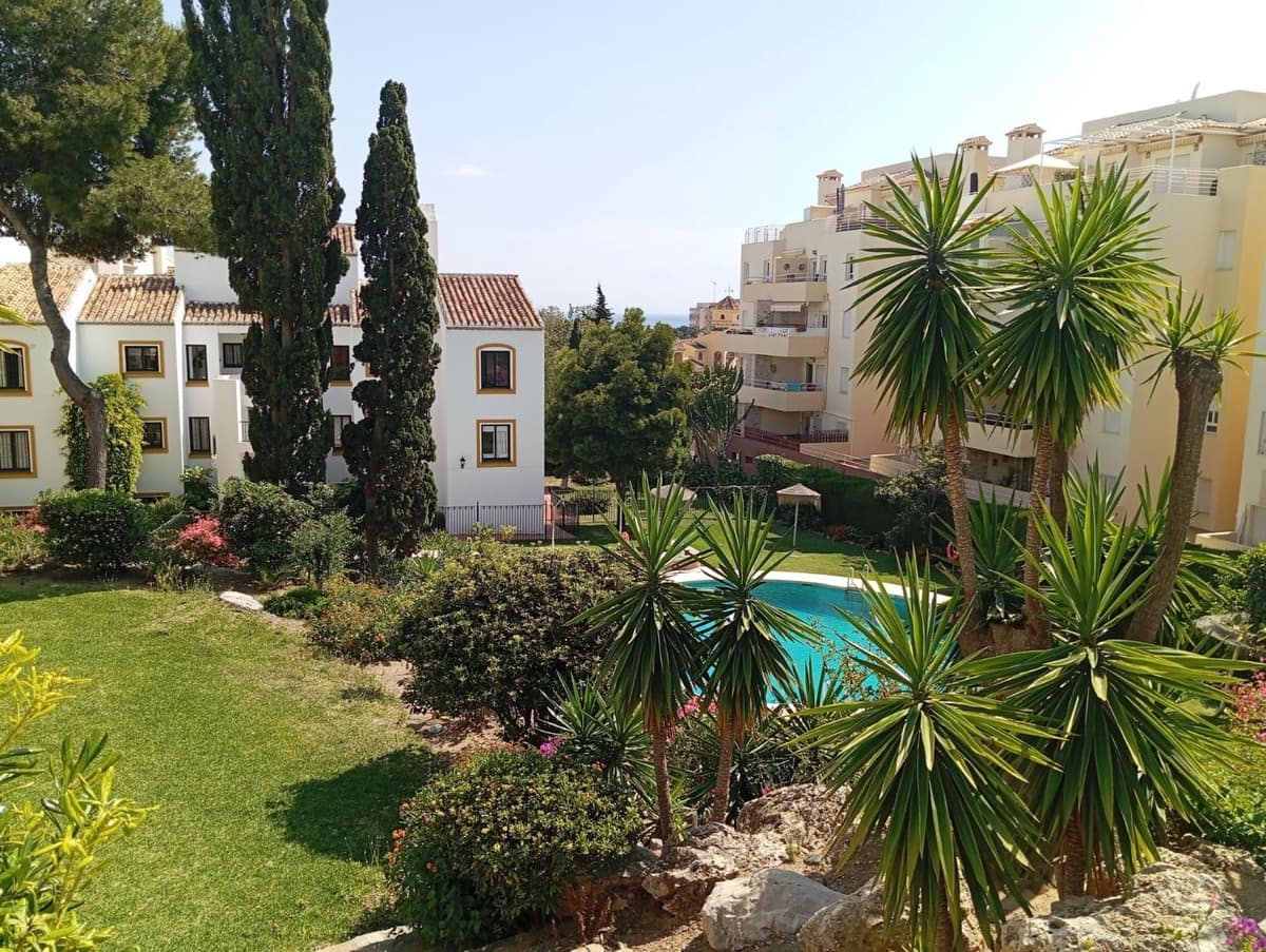 2 bedroom Apartment for sale in Riviera del Sol - € 249,950 (Ref: 9080853)