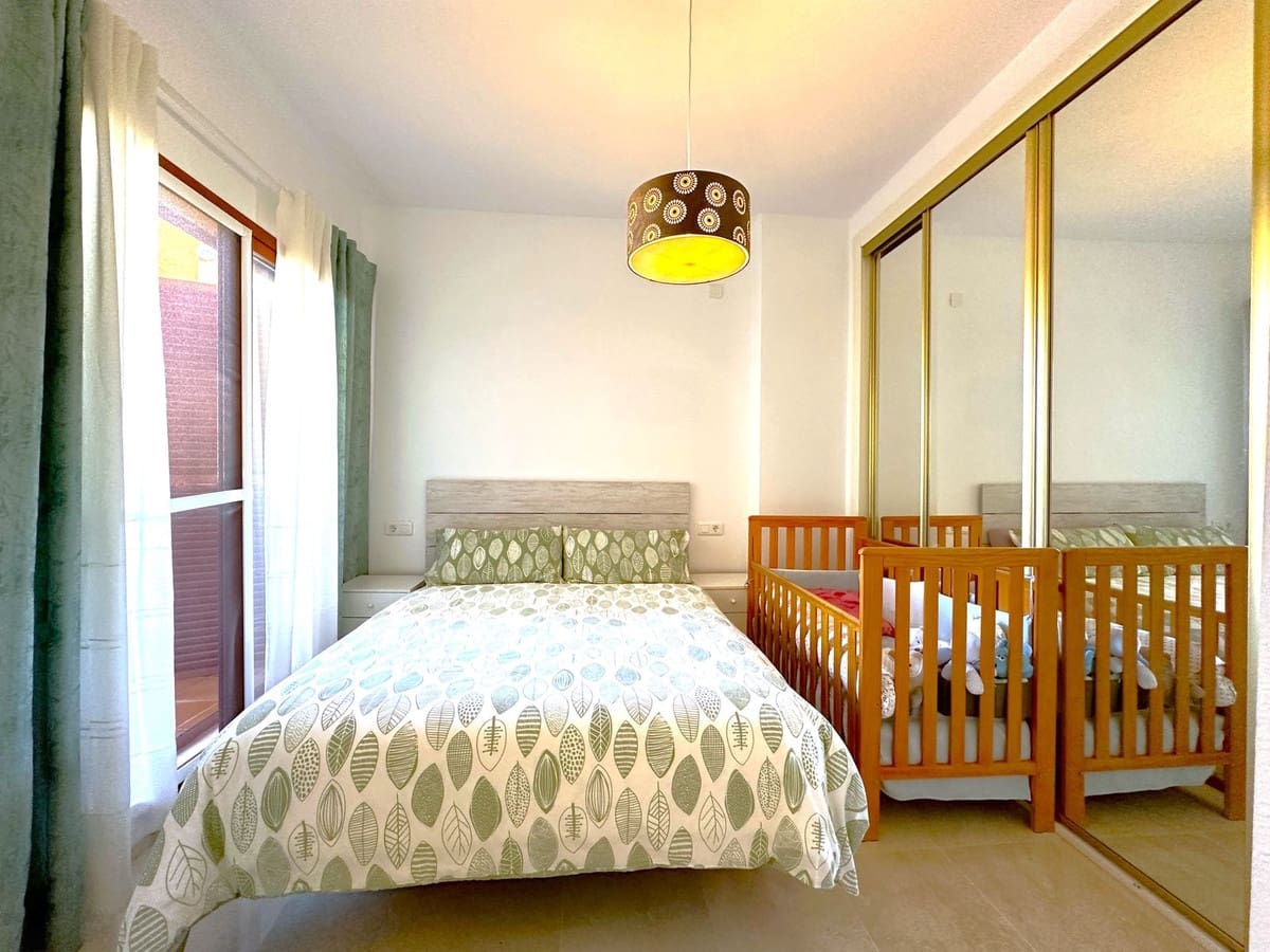 2 soverom Leilighet til salgs i La Duquesa / Puerto de la Duquesa - € 250 000 (Ref: 9080855)