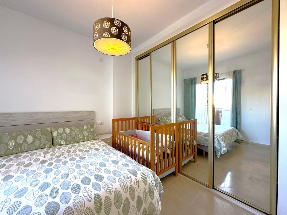 2 soverom Leilighet til salgs i La Duquesa / Puerto de la Duquesa - € 250 000 (Ref: 9080855)