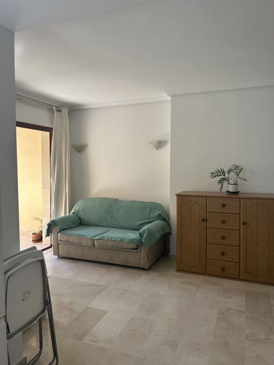 Apartment for sale in Riviera del Sol - € 249,500 (Ref: 9080857)