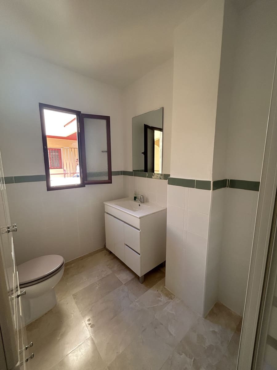 Apartment for sale in Riviera del Sol - € 249,500 (Ref: 9080857)