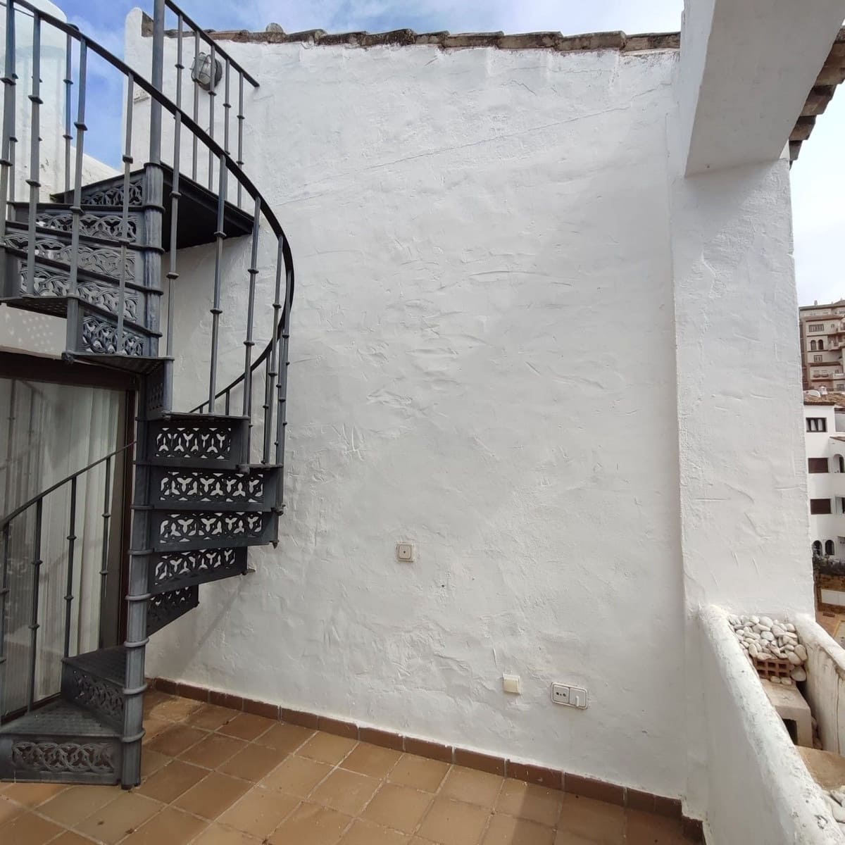 2 bedroom Apartment for sale in La Duquesa / Puerto de la Duquesa - € 245,000 (Ref: 9080864)